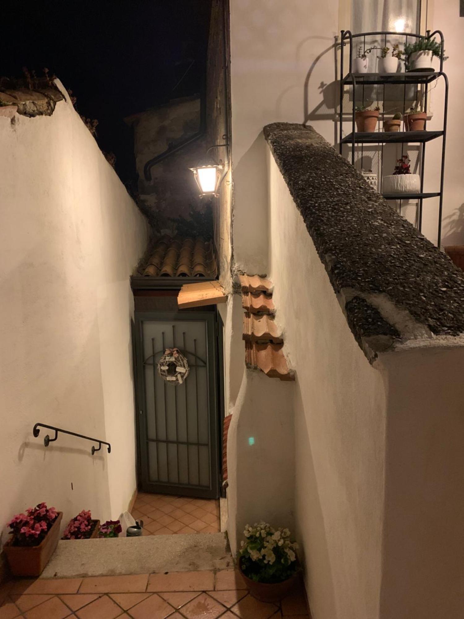 Apartament La Porta Di San Domenico Sessa Aurunca Zewnętrze zdjęcie